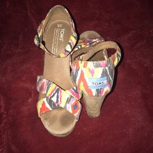 Toms heals